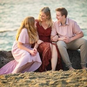 Meet your Posher, Ayla